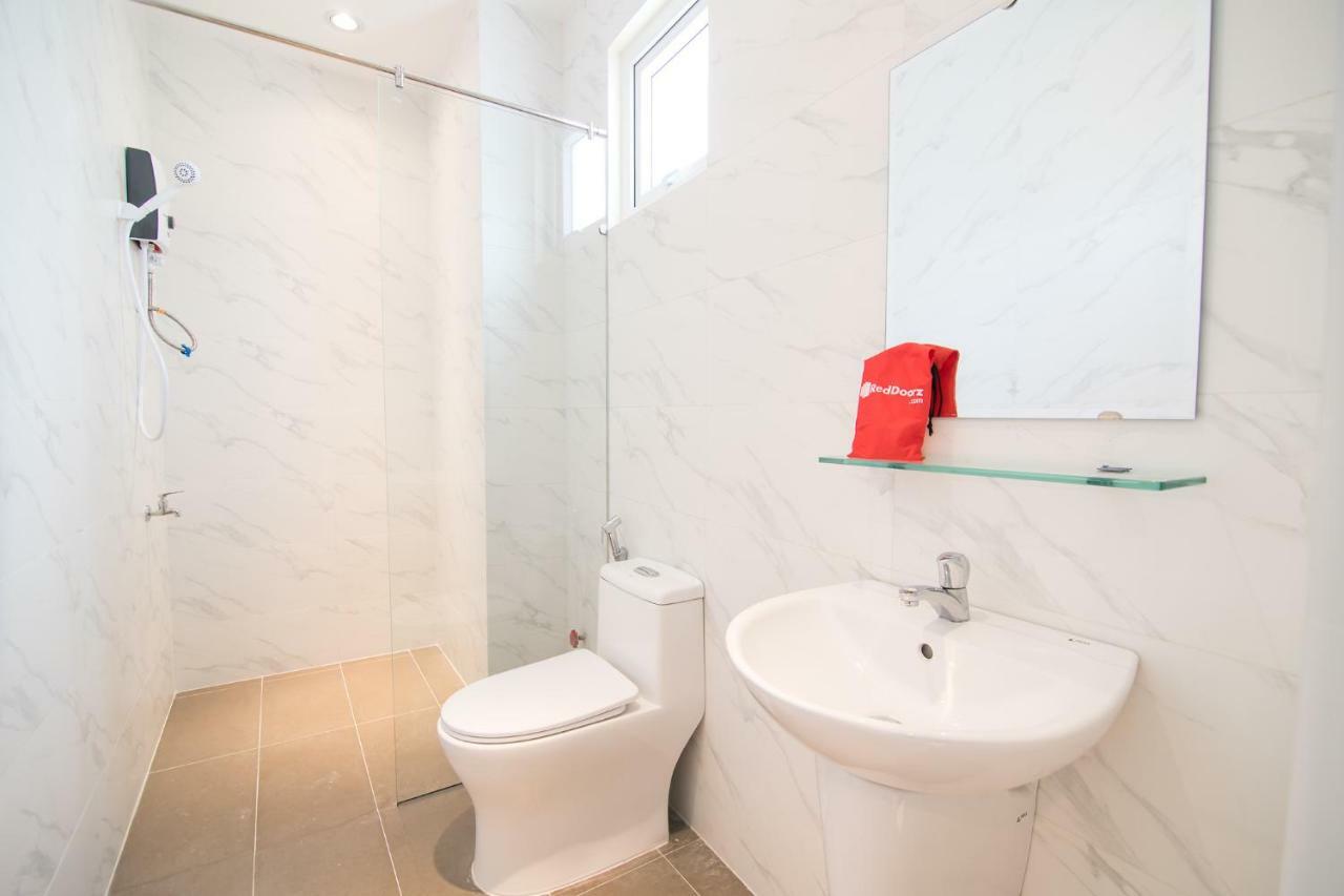 Reddoorz Near Xo Viet Nghe Tinh Street Hotel Ho Chi Minh City Bagian luar foto