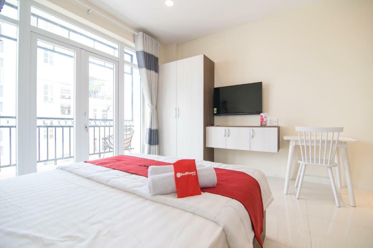 Reddoorz Near Xo Viet Nghe Tinh Street Hotel Ho Chi Minh City Bagian luar foto