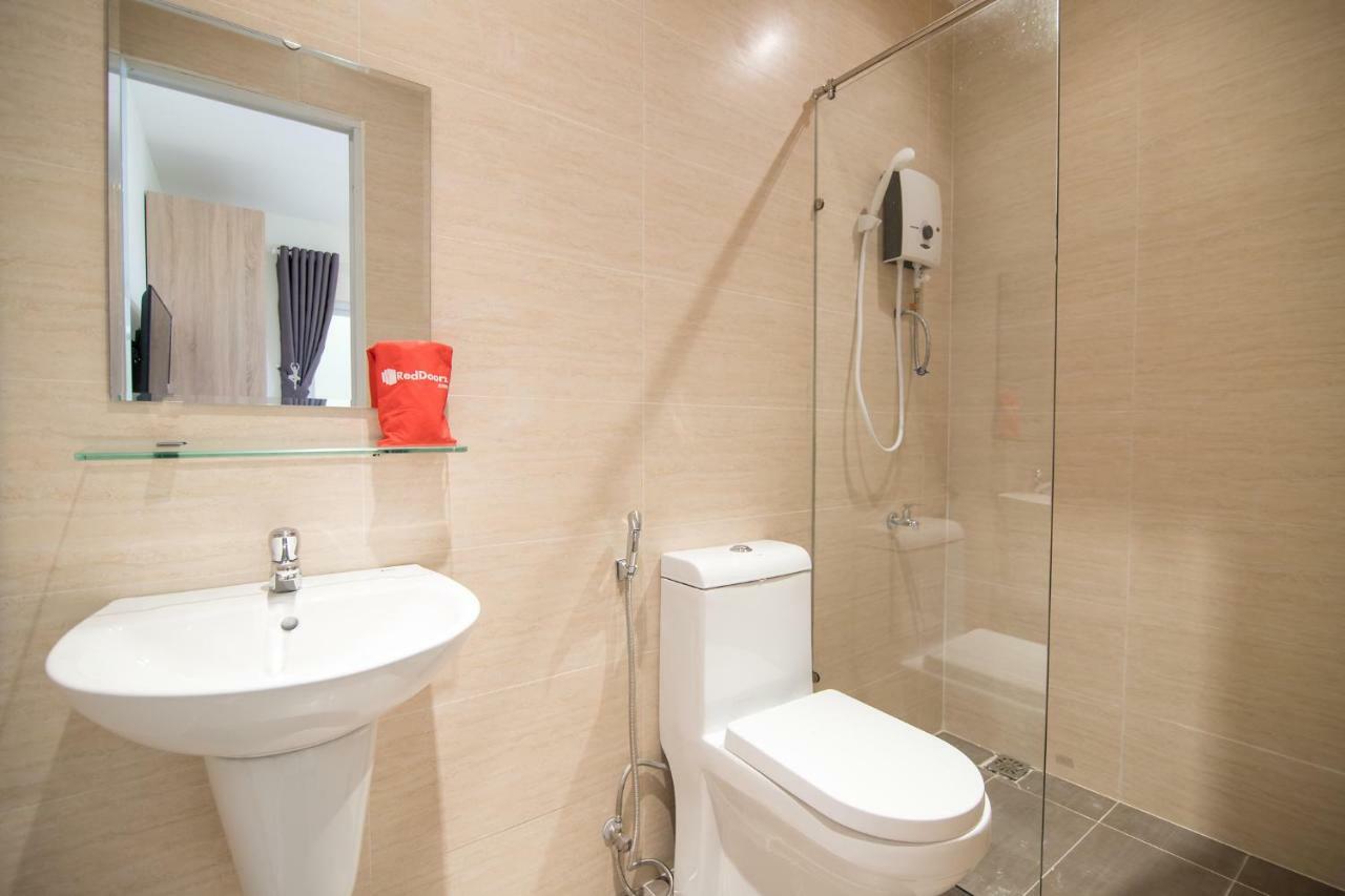 Reddoorz Near Xo Viet Nghe Tinh Street Hotel Ho Chi Minh City Bagian luar foto