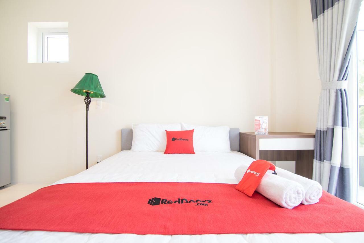 Reddoorz Near Xo Viet Nghe Tinh Street Hotel Ho Chi Minh City Bagian luar foto