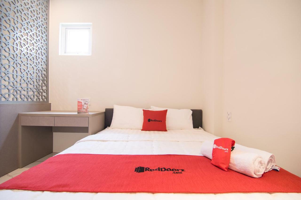 Reddoorz Near Xo Viet Nghe Tinh Street Hotel Ho Chi Minh City Bagian luar foto